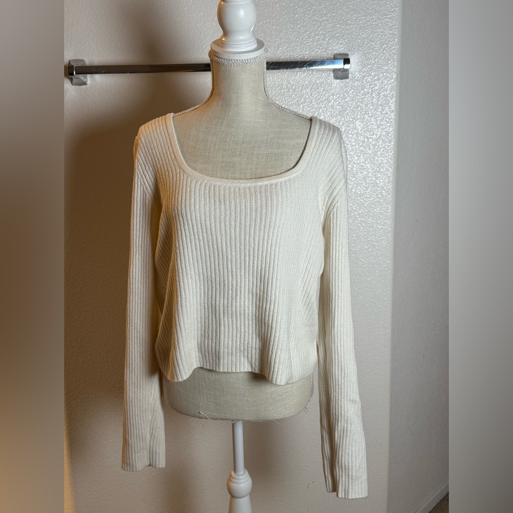 Old Navy Cream Ribbed Long Sleeve Top